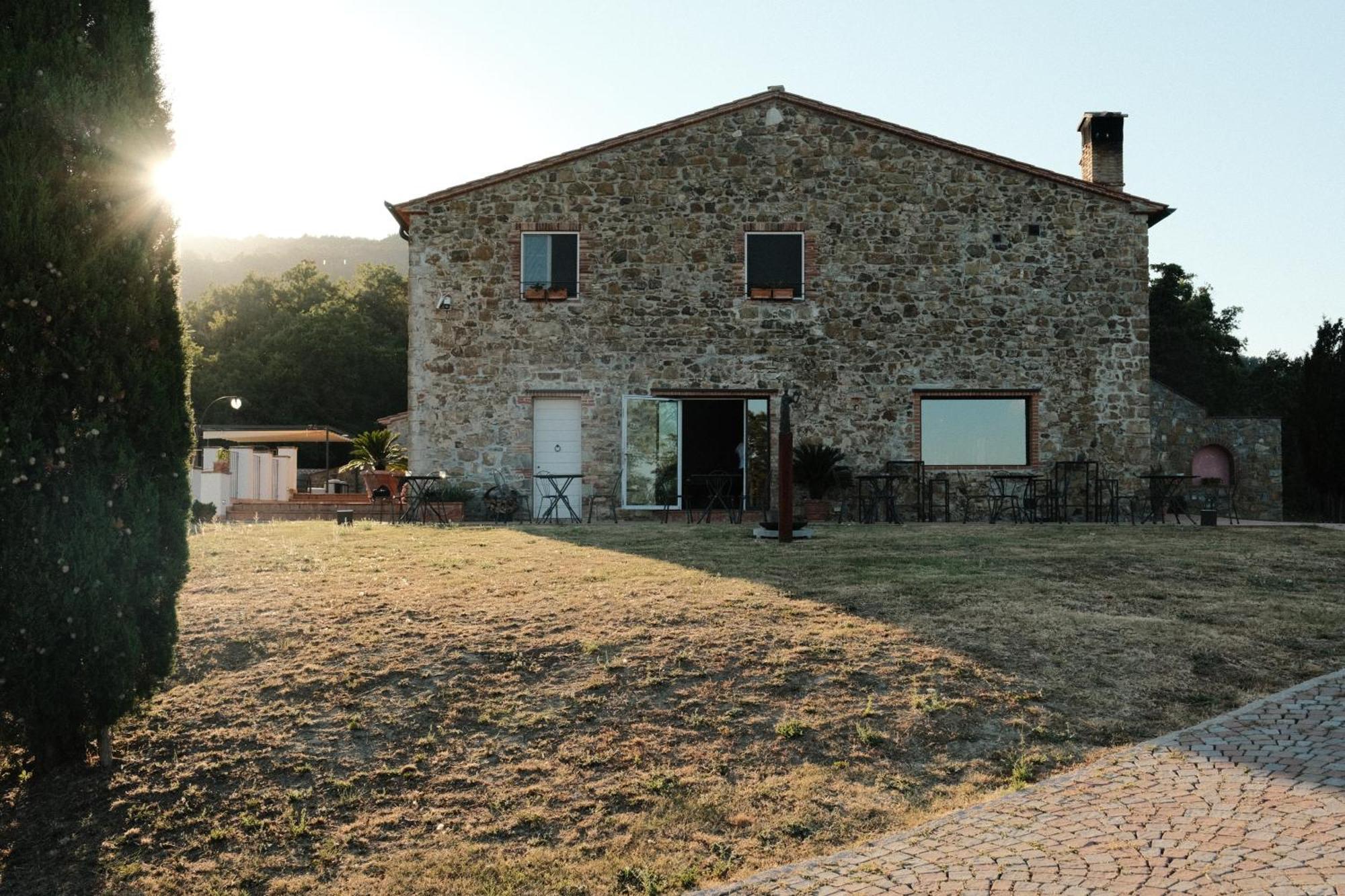 Vin Hotel - Wine Resort And Agriturismo Montieri Εξωτερικό φωτογραφία